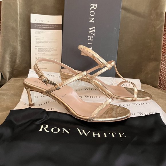 Ron White FLOTO Champagne Gold Cocktail Sandals T Strap NIB Size 38 EURO 7.5 US - Picture 12 of 12